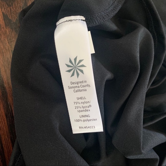 NWT Athleta Hang Loose Tankini in Black - Picture 5 of 8